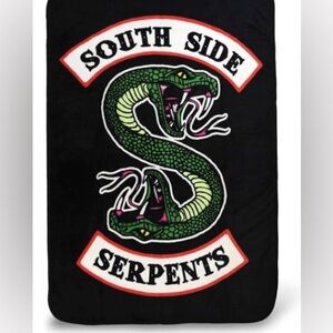 Riverdale Southside Serpents Fleece Throw Blanket